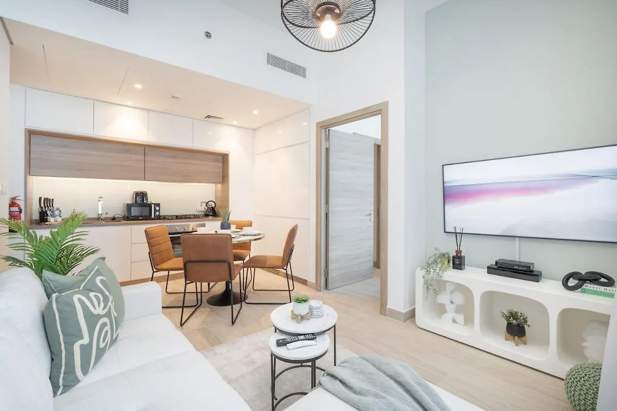 Glamorous 1Br Apartment - Steps From The Beach Dubai 0*,  United Arab Emirates