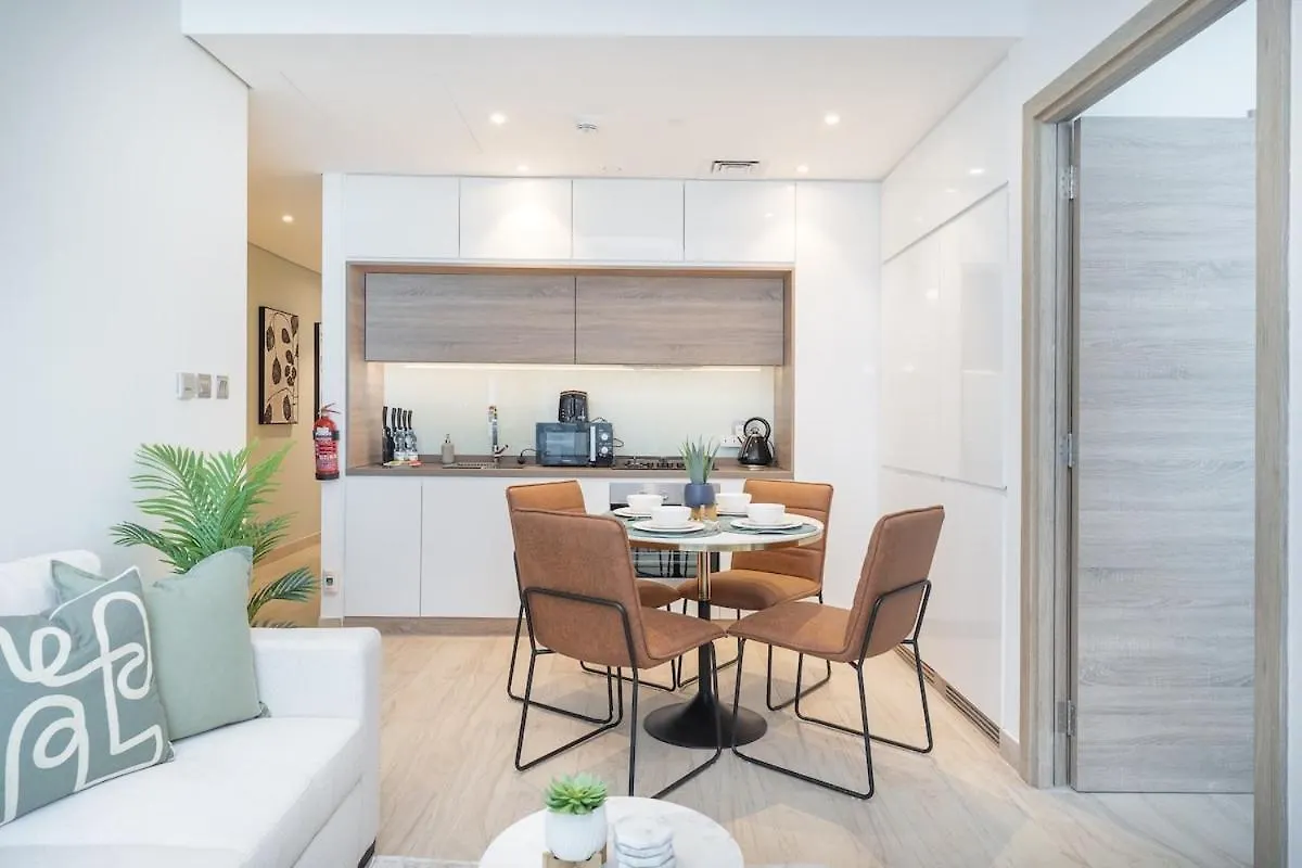 Glamorous 1Br Apartment - Steps From The Beach Dubaj Zjednoczone Emiraty Arabskie